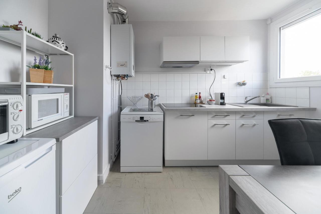 Le Raymond - Appartement Proche Du Centre Sportif, Des Rives De L'Allier Et Du Centre-Ville - Parking Vichy Kültér fotó