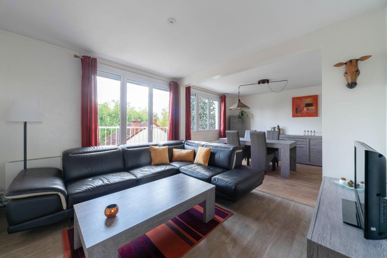 Le Raymond - Appartement Proche Du Centre Sportif, Des Rives De L'Allier Et Du Centre-Ville - Parking Vichy Kültér fotó